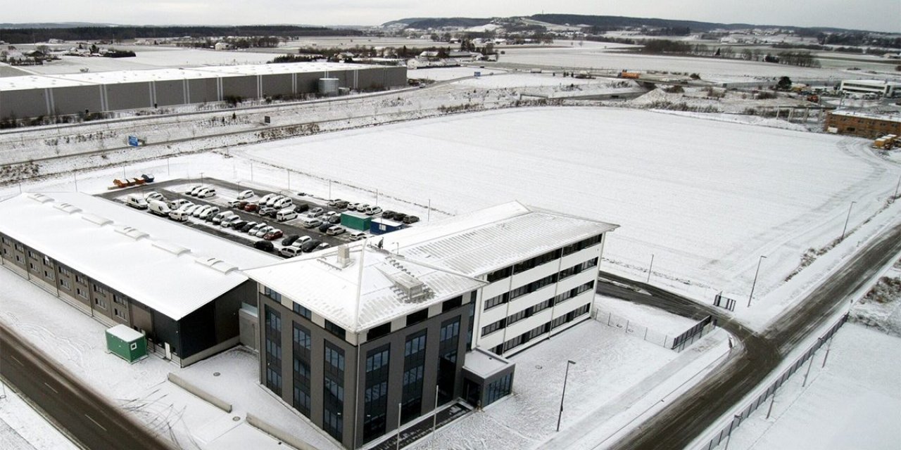 Firmengebäude im Schnee – Wachstum – Nutz GmbH News